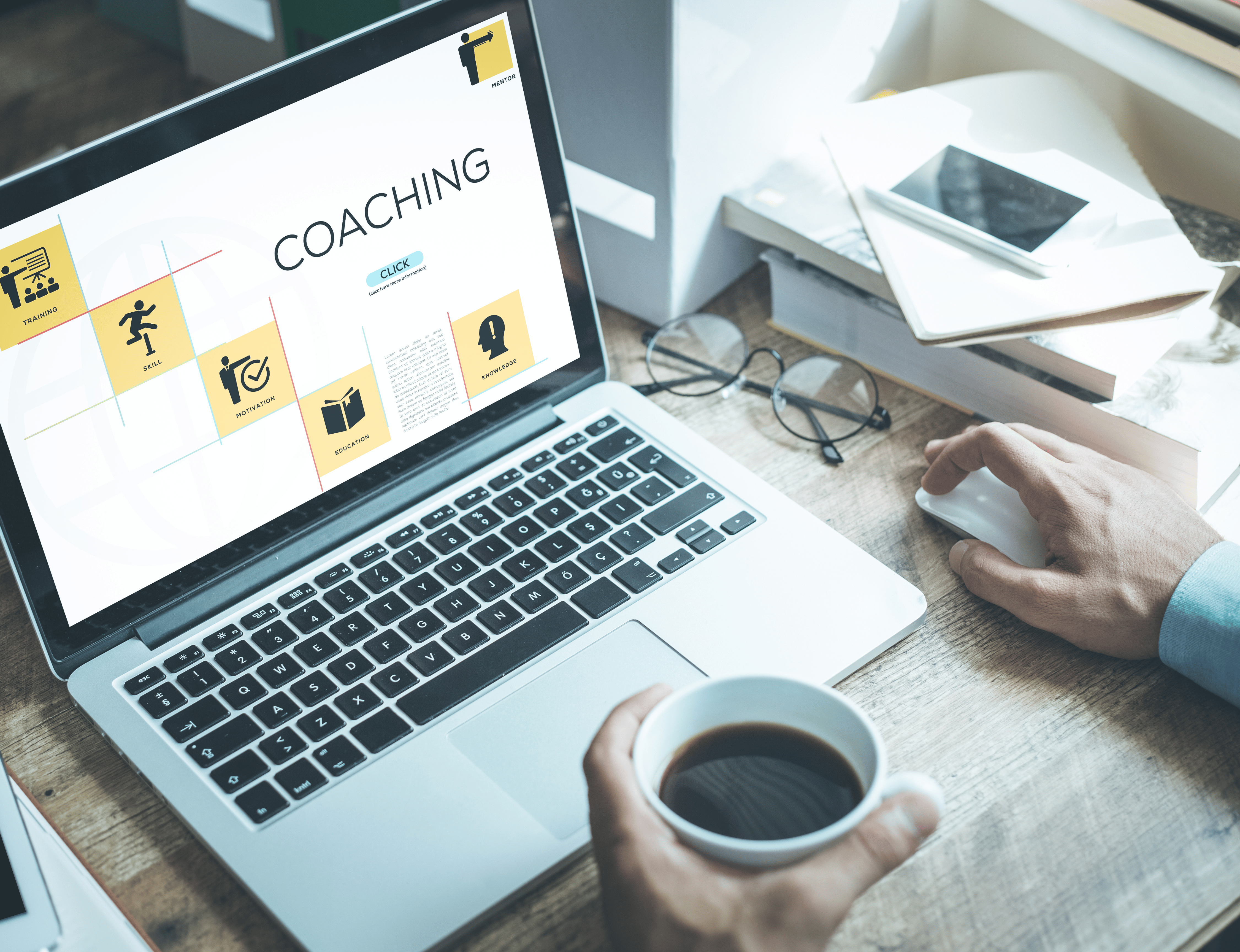 Speech bubble showcasing client testimonials for HY Coach for Leaders